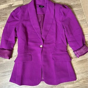 Gorgeous purple blazer from VICI. Brand new, never worn!